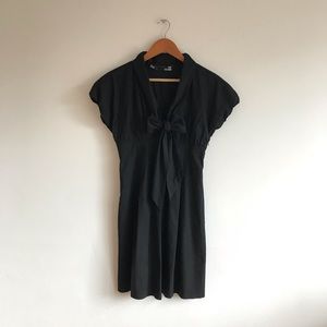 Neck tie black dress